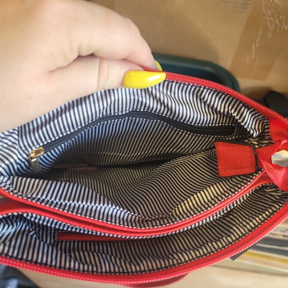 Red and Gold Crossbody Bag!! - Picture 7 of 8